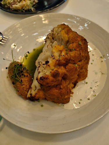 Opinii despre Em Sherif Sea Abu Dhabi în Abu Dhabi - Hospitality and gastronomy