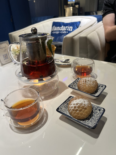 Mandarin Lounge caffe - Hospitality and gastronomy