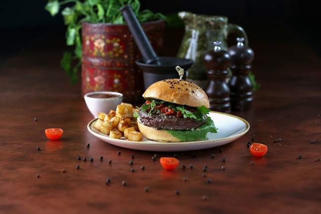 City Centre - 3rd Floor Sheikh Mohammed Bin Zayed Rd - Muwaileh Commercial - Al Zahia - Sharjah