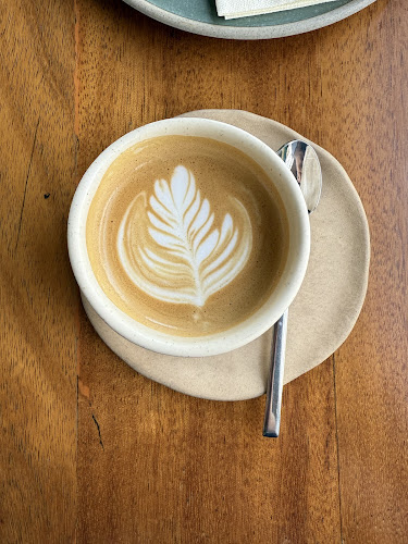 Caya - Hospitality and gastronomy