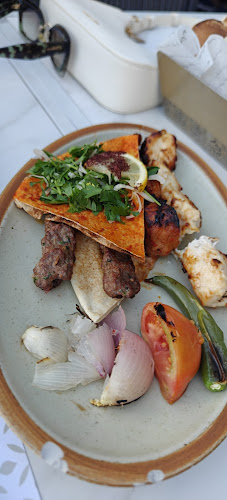 Comentarii opinii despre Karam Beirut