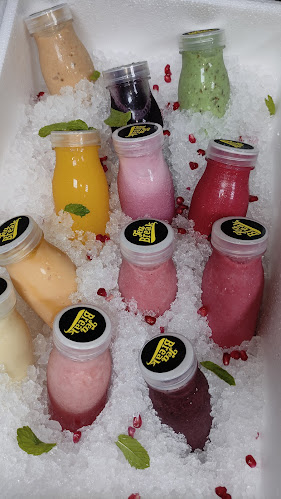 Tea Break Cafe - Hospitality and gastronomy