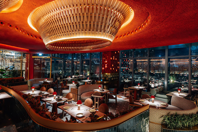 Fashion Avenue 3.Floor, Mall P7, Fashion Parking - Dubai Mall - Sheikh Mohammed bin Rashid Blvd - Burj Khalifa - Dubai