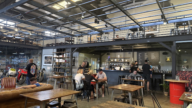 Comentarii opinii despre Cafe Rider Custom