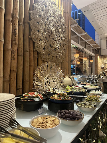 Comentarii opinii despre AVE Dubai