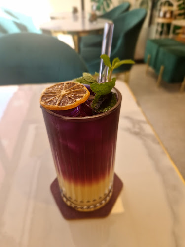 Pots & Tea Boardgame Cafe Restaurant