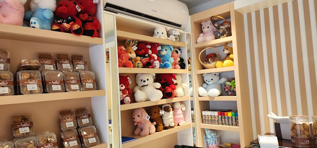 Jeden - The Cake Expert, Al-Zahra Square, Sharjah, UAE - Sharjah