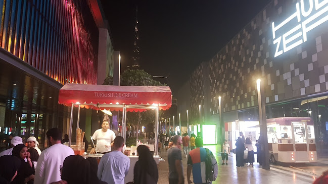Opinii despre M&M's Ice Cream Truck în Dubai - Hospitality and gastronomy