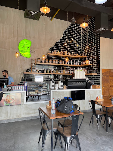 Opinii despre Be Healthy DXB - Nadd Alhamar Branch în Dubai - Hospitality and gastronomy