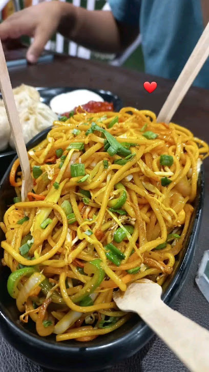 Al Majaz Hut cafeteria