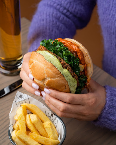 MToad's Pub & Kitchen - Ba - Hospitality and gastronomy