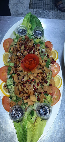 Al Aweer Central Fruit & Vegetable Market - Hospitality and gastronomy