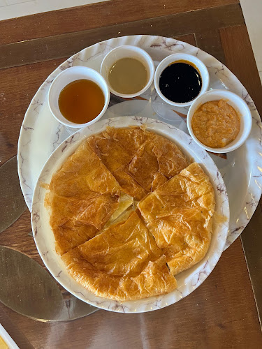 Opinii despre مقهى أم كلثوم în Ras Al-Khaimah - Hospitality and gastronomy