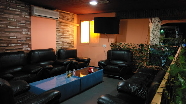 Opinii despre Orange Cafe & Restaurant în Ajman - Hospitality and gastronomy