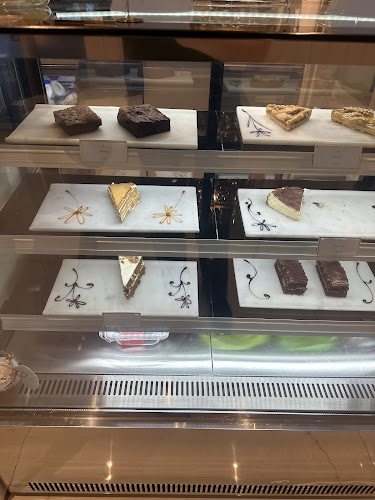 اليت رويال لاونج - Hospitality and gastronomy