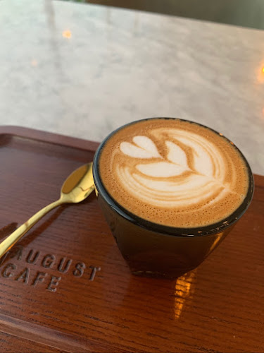 August cafe