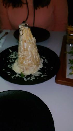 fashion Avenue First Floor, Dubai Mall Star Atrium - Gate 6 - Burj Khalifa - Dubai