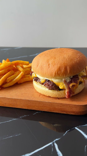 Opinii despre Juicy Joint Restaurant în Dubai - Hospitality and gastronomy