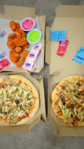 Opinii despre Domino's Pizza - Jumeirah Centre în Dubai - Hospitality and gastronomy