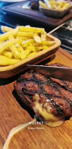 Opinii despre Nusr-Et Steakhouse în Abu Dhabi - Hospitality and gastronomy