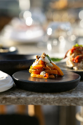 Comentarii opinii despre Urla Restaurant & Lounge