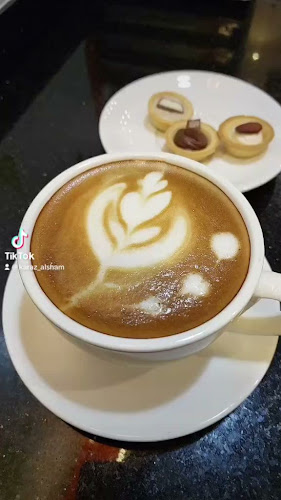 32 الدُّوج - Al Danah - Zone 1 - Abu Dhabi