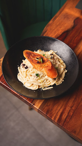 Wood House Restaurant Al Ain - Hospitality and gastronomy