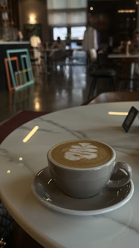 PAL Cafe بال كافيه - Abu Dhabi