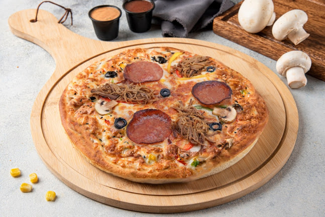 Pizza Mizza Restaurant - Hospitality and gastronomy