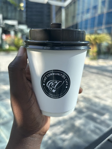 Comentarii opinii despre Vine Communities Cafe