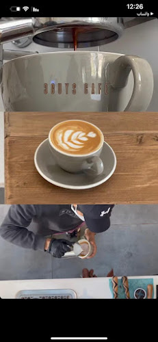 3 Guys Cafe - Abu Dhabi