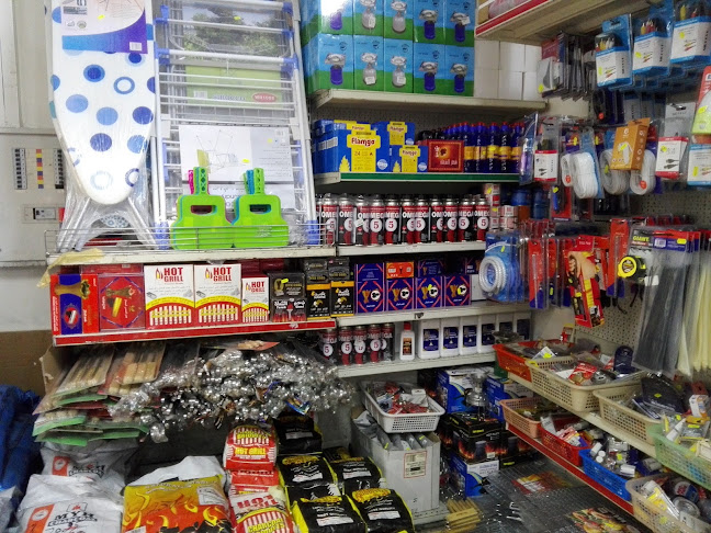 Comentarii opinii despre AL RUWAIS MARKETS & AUTO BAKERIES.أسواق ومخابز الرويس الأوتوماتيكية