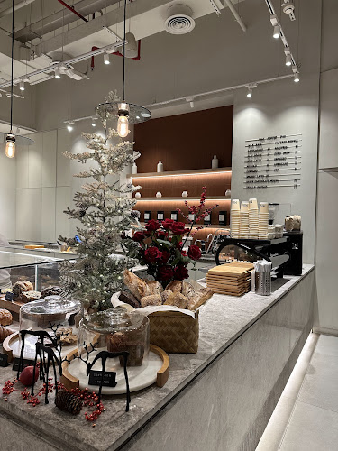 Milk Bakery - Hospitality and gastronomy