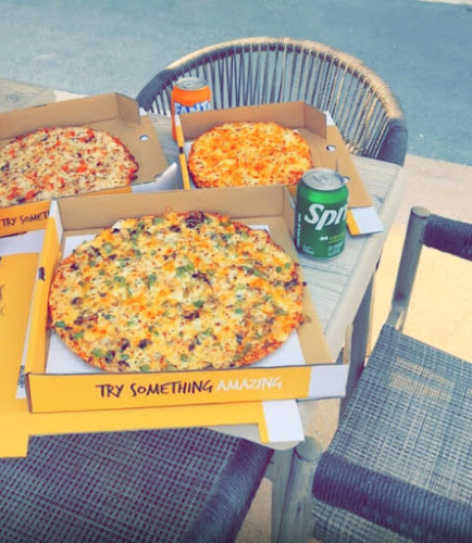 Comentarii opinii despre Debonairs Pizza