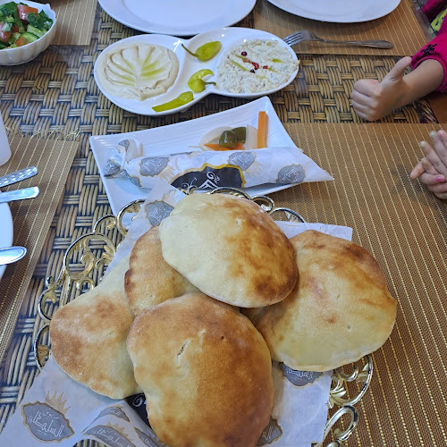 Tarboush Al Sultan Restaurant