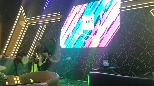 Opinii despre Aala Boom Express Cafe | Shisha - Oud Metha în Dubai - Hospitality and gastronomy