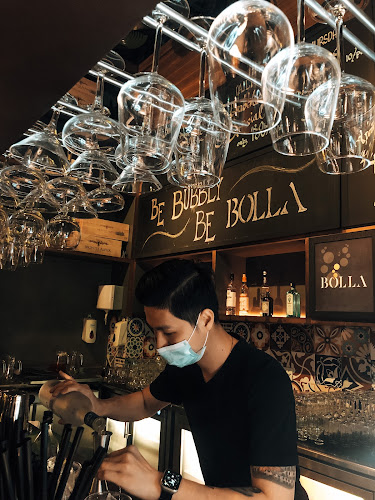 Opinii despre BOLLA | Bistro Wine Bar DIFC în Dubai - Hospitality and gastronomy