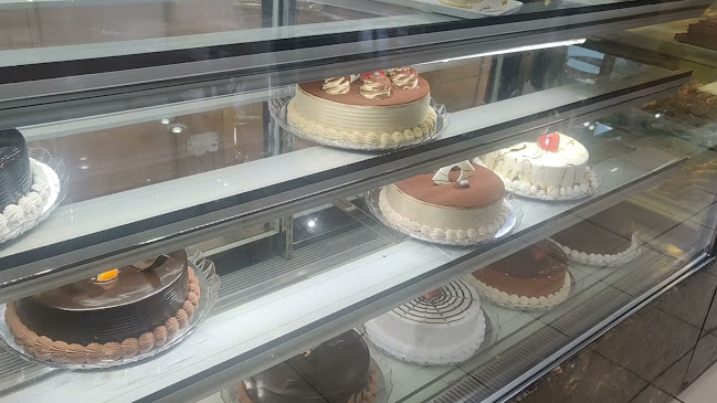 Opinii despre Al Samadi Sweets în Dubai - Hospitality and gastronomy