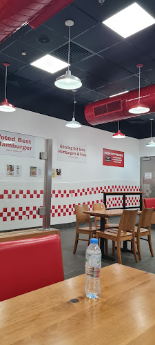 Opinii despre Five Guys Festival City Mall în Dubai - Hospitality and gastronomy