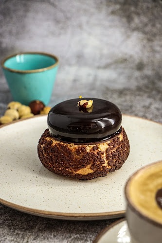 Knead Bakery & Patisserie