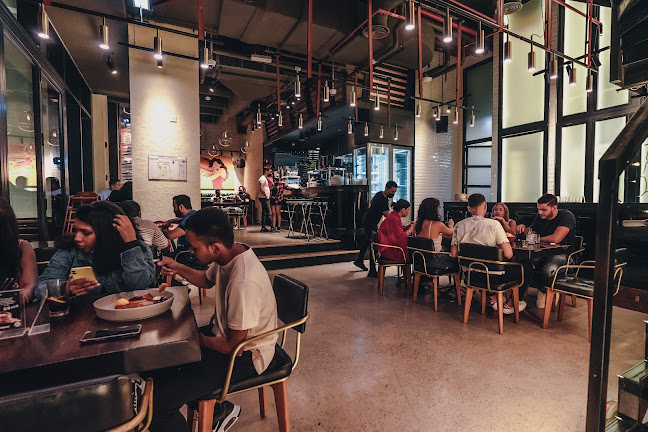 KETCH UP Dubai Restaurant - Hospitality and gastronomy