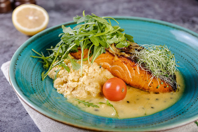 90 Centigrade - Abu Dhabi