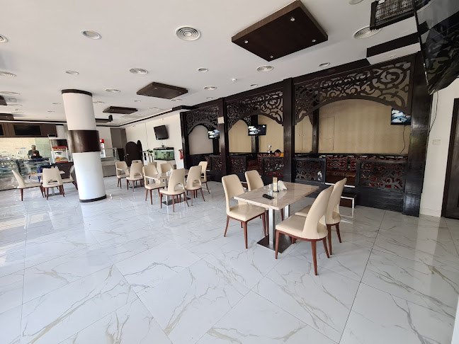 Qasr Al Shams Cafe & Restaurant