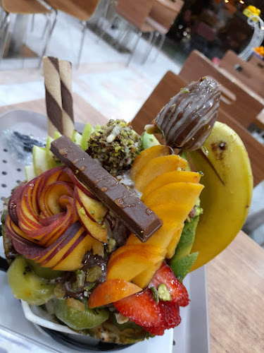 ٢ شارع جمال عبد الناصر - Sharjah