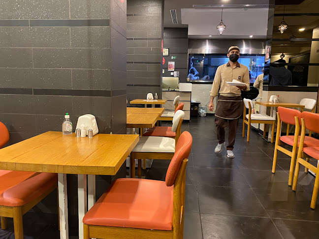 Comentarii opinii despre Najmat Lahore Restaurant