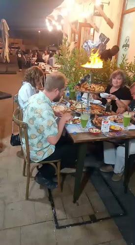 Gandofly seafood restaurant Almina