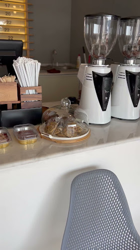 Skils Artisan Cafe - Hospitality and gastronomy