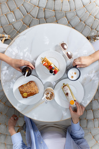 Le Petit Café Sofitel Dubai Downtown - Hospitality and gastronomy