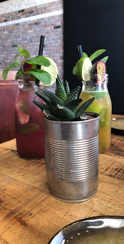 Dar Wasal Mall - Al Wasl - Dubai