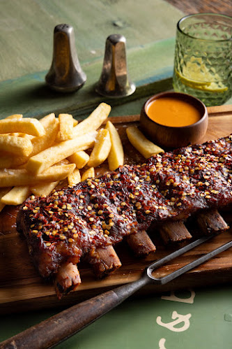 r&b Grillhouse - Hospitality and gastronomy
